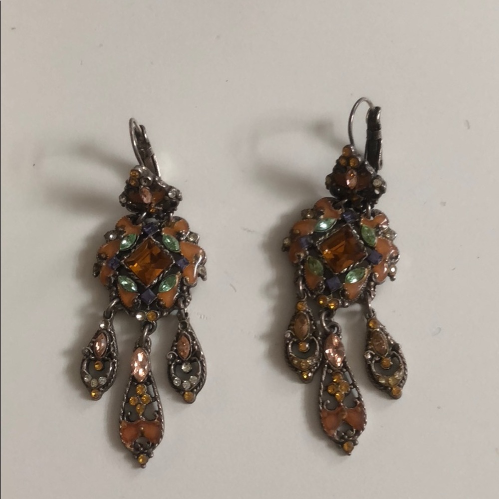 Chandelier earrings
